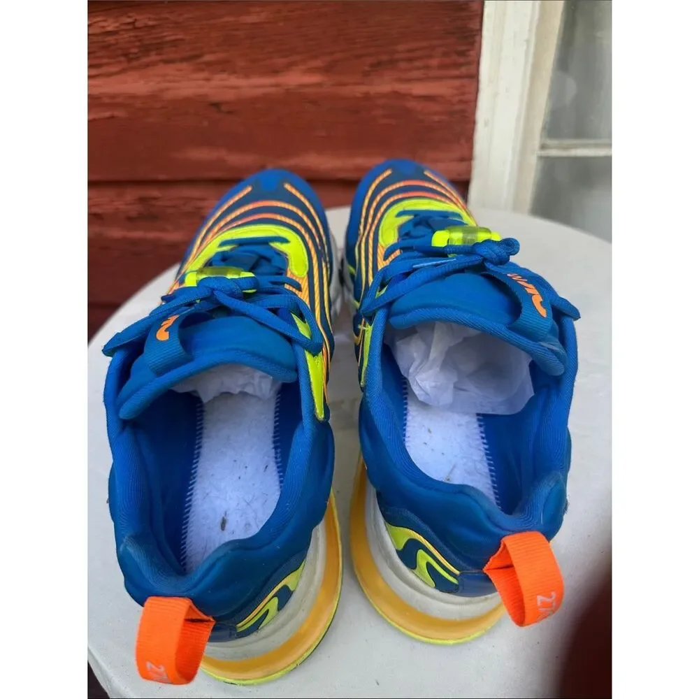 Nike AirMax 270 Shoes